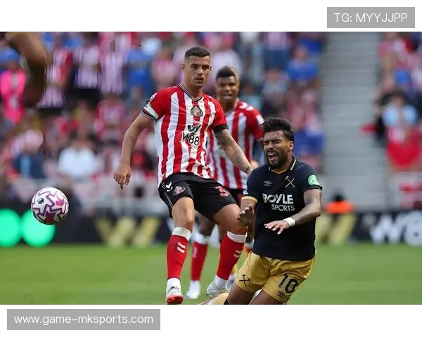 “英超榜首队伍迎来关键比赛,战局变化莫测”,英超球队榜 “英超榜首队伍迎来关键比赛,战局变化莫测”,英超球队榜