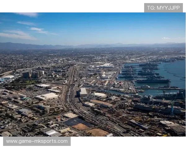 【哈珀的全垒打秀】费城明星在季中赛场主宰比赛,哈珀斯费里级 【哈珀的全垒打秀】费城明星在季中赛场主宰比赛,哈珀斯费里级